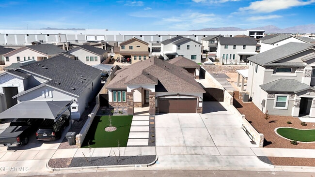 Building Photo - 1807 Dana Gray St