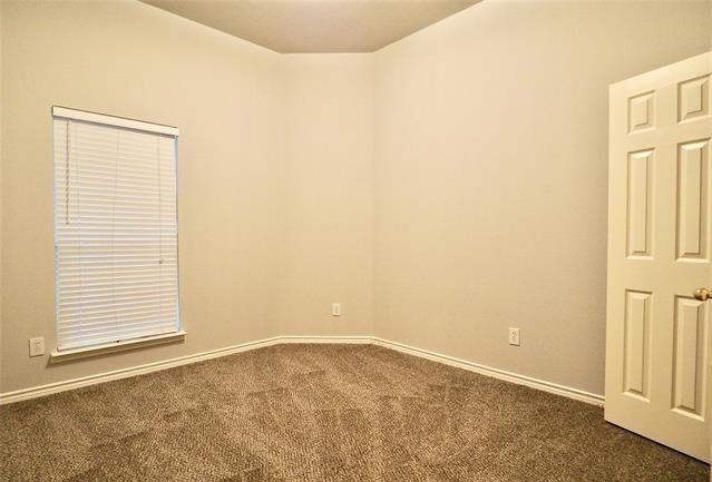 Building Photo - 8116 White Stallion Trail