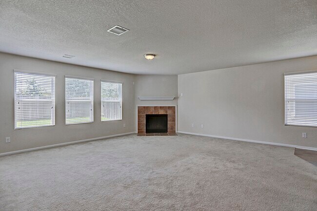 Building Photo - 9960 Hyacinth Way