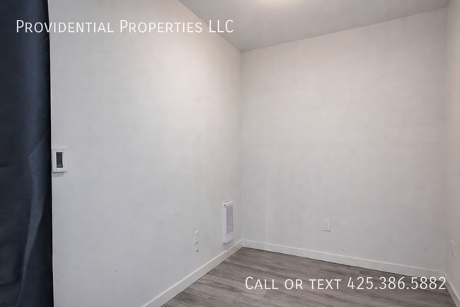 Building Photo - 1760 NW 56th St