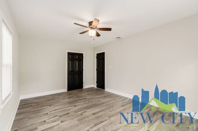 Building Photo - WAIVED $100 ADMIN FEE CALL TODAY!  Newly U...