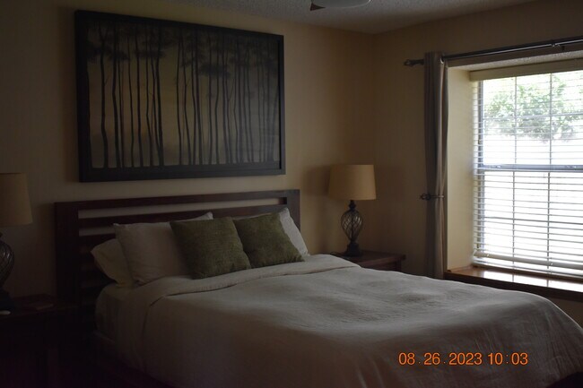 Master Bedroom (Queen) - 3126 Station Ct