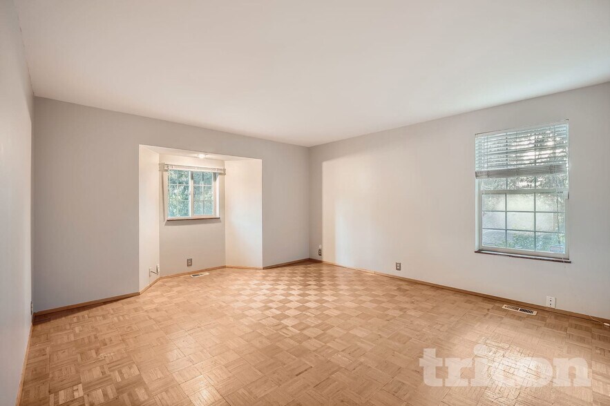 Building Photo - 24233 26th Pl S