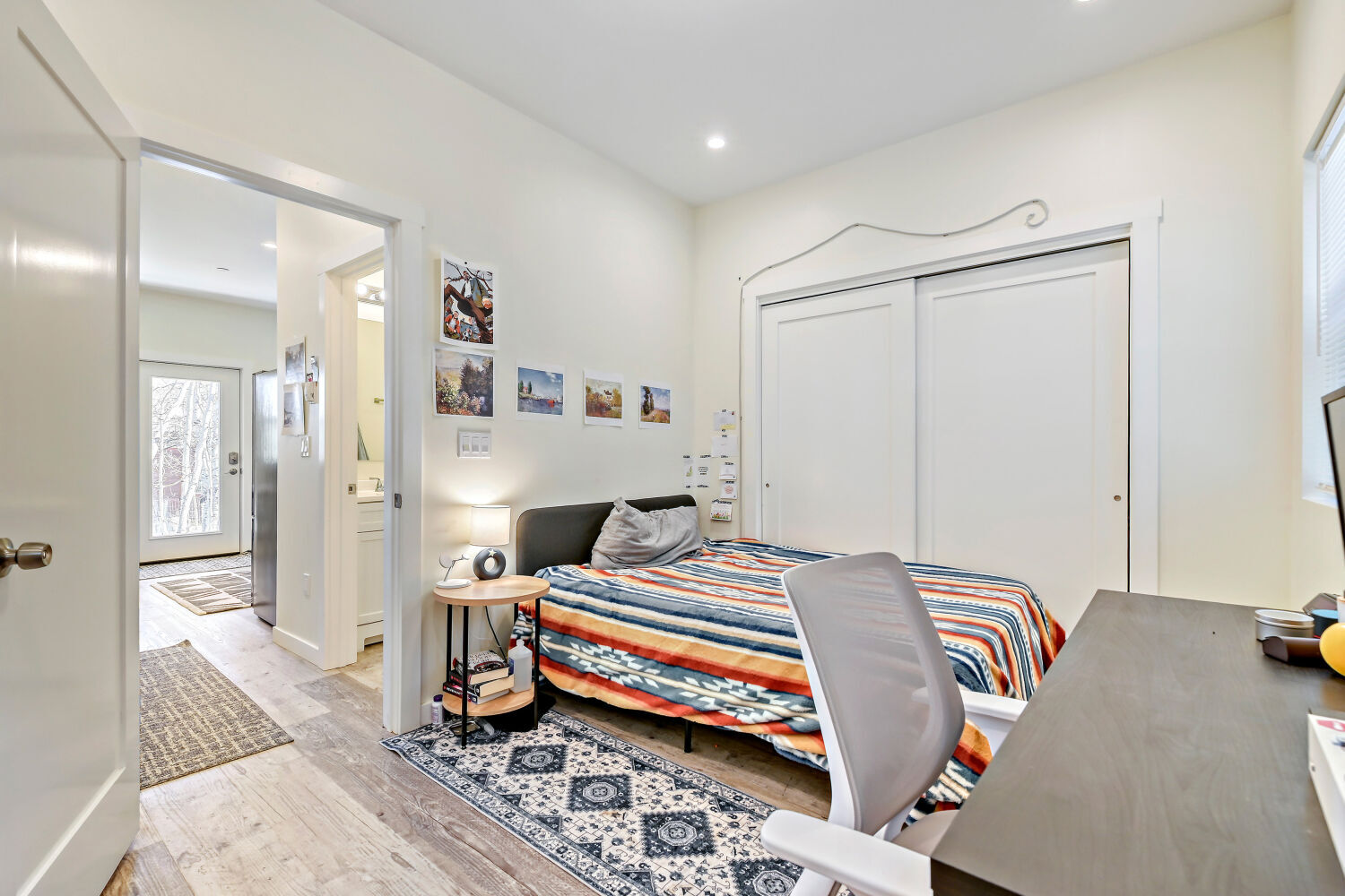 Building Photo - 196 S Caribou St