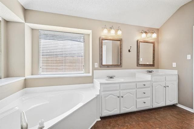 Building Photo - 4812 Highlands Dr