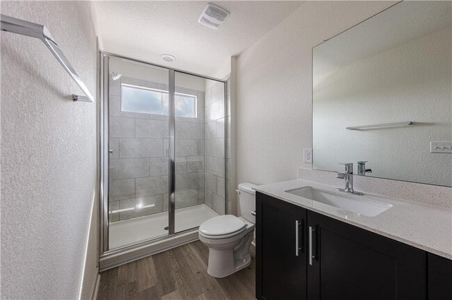 Building Photo - 1801 Bonham Ln