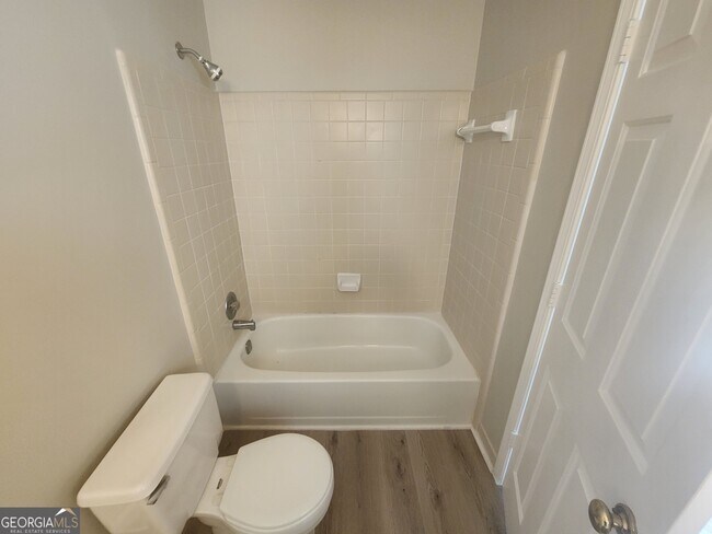 Building Photo - 3761 Windsor Cir