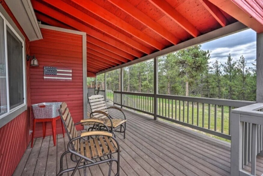 Building Photo - 255 Midnight Ln