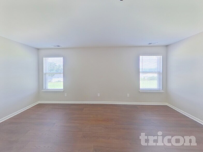 Building Photo - 1522 Ladora Dr