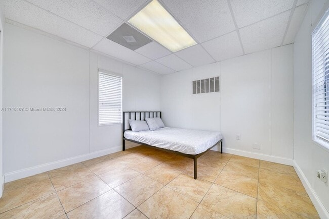 Building Photo - farm stay Sw Extended Stay-1-1