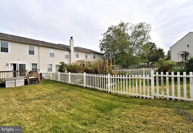 Building Photo - 4258 Red Oak Ct