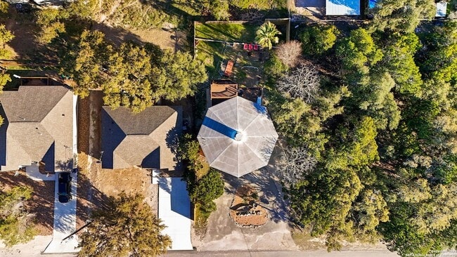 Building Photo - 1433 Riviera Dr