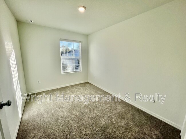 Building Photo - 36113 Risa Michele St