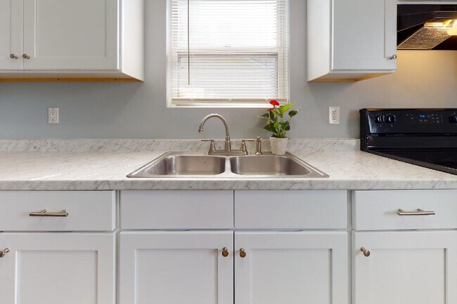 Self Close Drawers - 1003 Lowry Ave