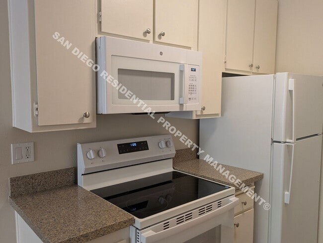 Building Photo - Charming Studio near the PB, the Bay and t...