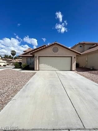 Building Photo - 372 Rushing Creek Ct