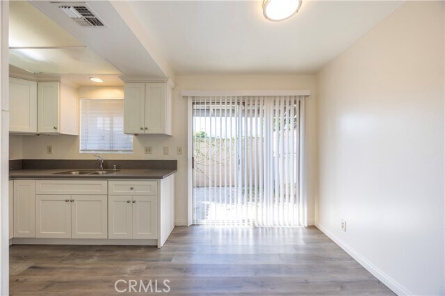 Building Photo - 9307 Ramona Blvd