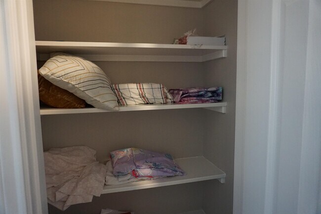 Building Photo - 1610 Alborada Dr.