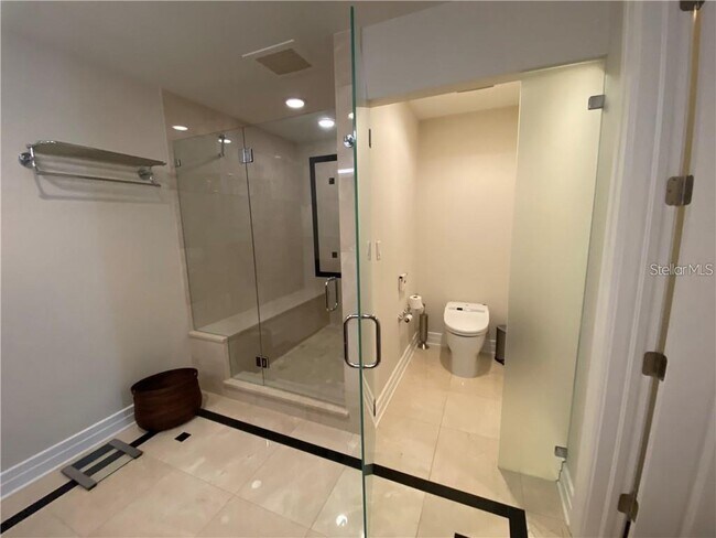 Building Photo - 331 Cleveland St