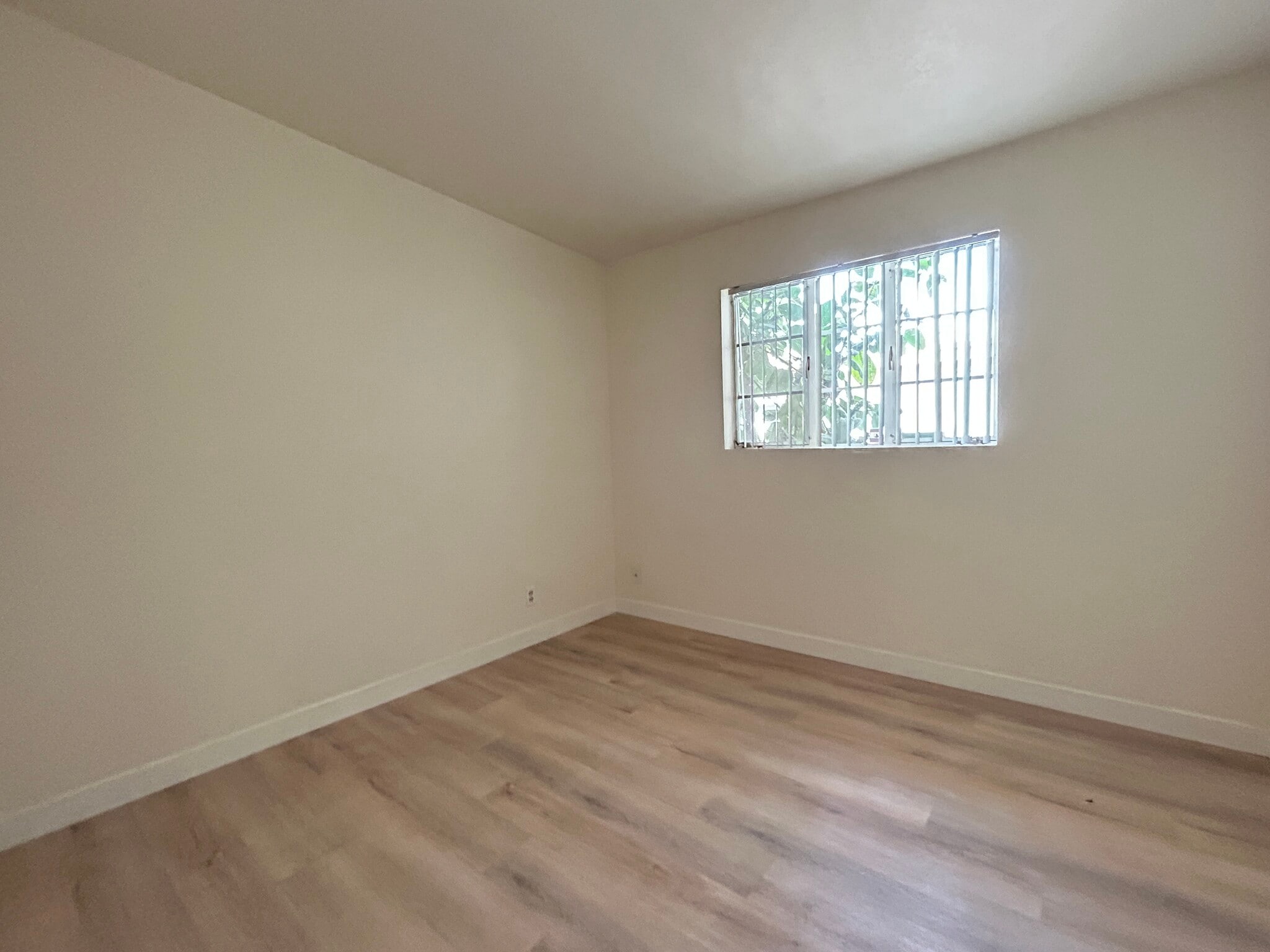 Building Photo - 2219 N 73rd Pl