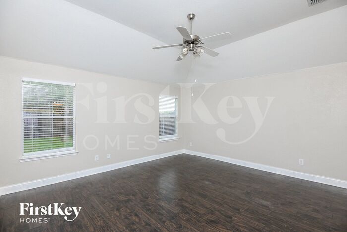 Building Photo - 1108 Vista View Dr