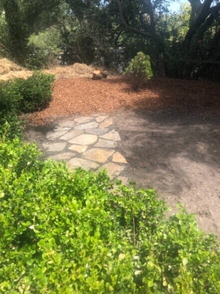 Building Photo - 4481 Petaluma Blvd N