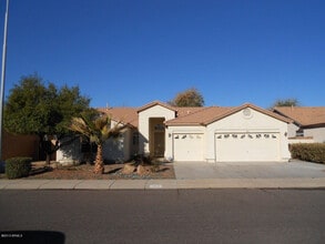 Building Photo - 1802 S Pennington Dr