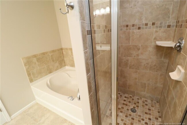 Building Photo - 2935 Winding Waters Way