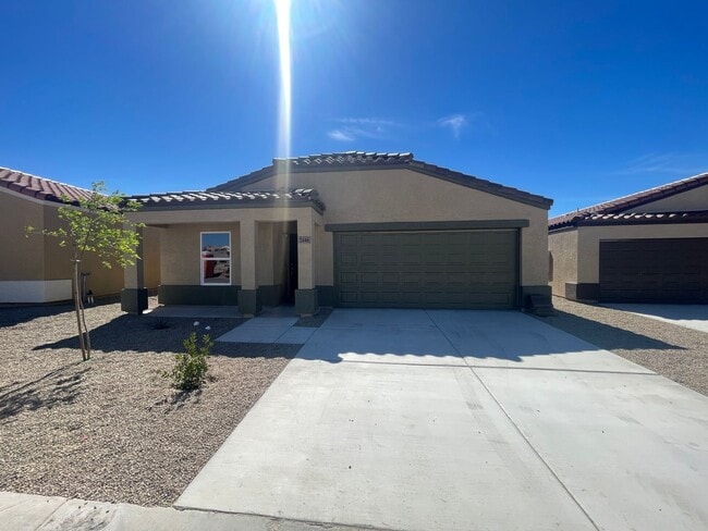 Building Photo - 2446 River Valley Cir