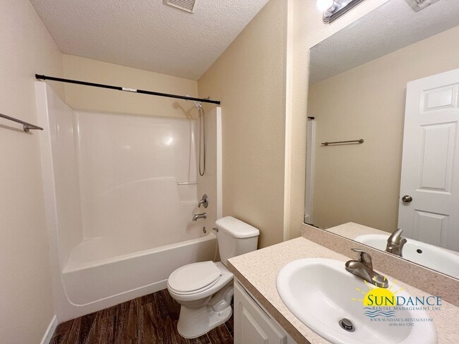 Building Photo - 5434 E Brook Dr