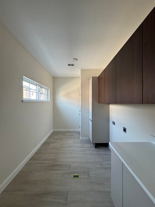 Building Photo - 210 Veracruz Dr