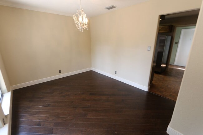 Building Photo - 25114 Summit Creek