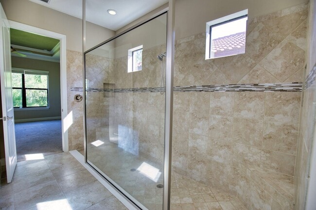 Building Photo - Annual Unfurnished Single-Family Home located in Bellacina at Casey Key with Resort-like Amenities!