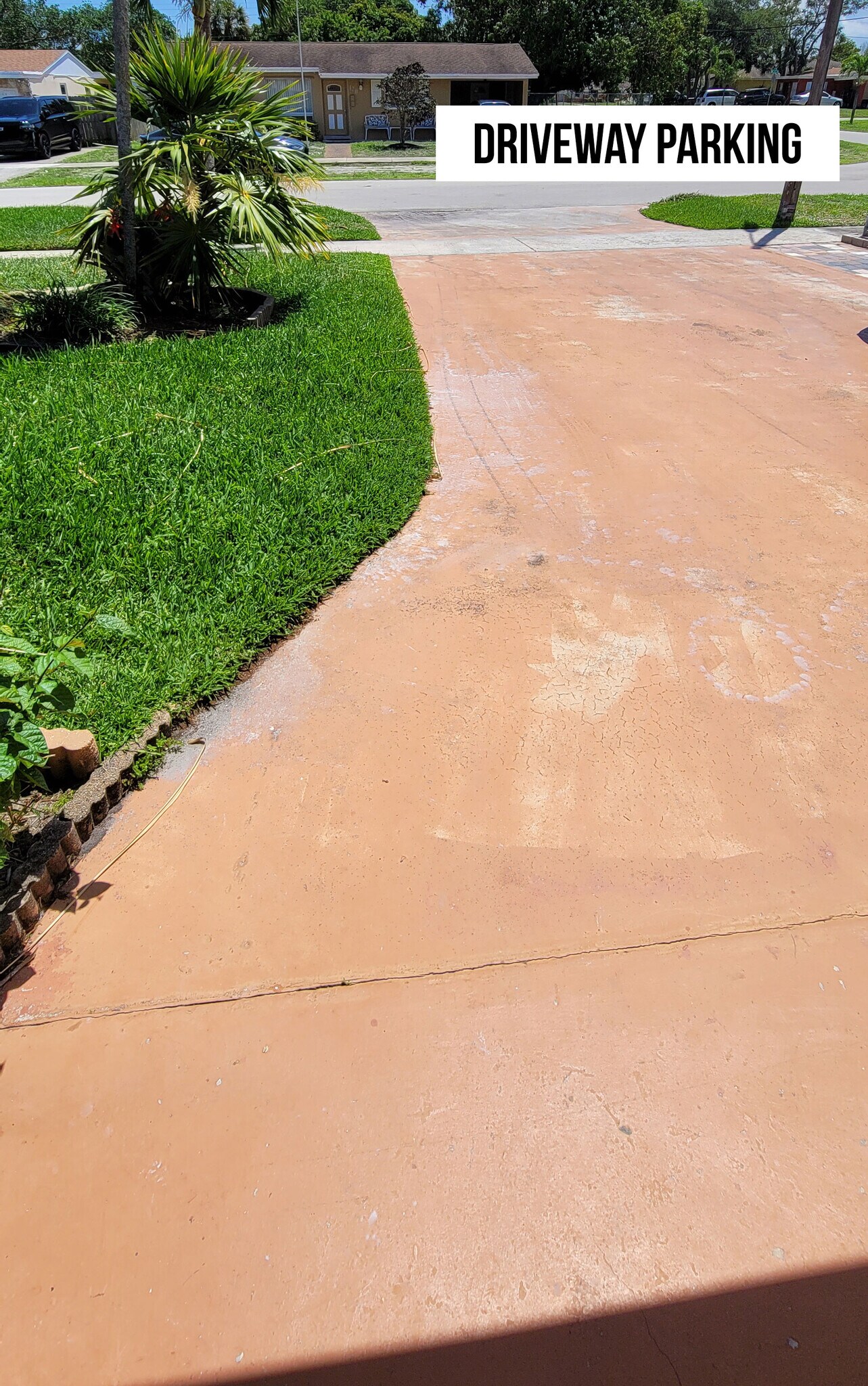 Driveway - 129 NE 5th St