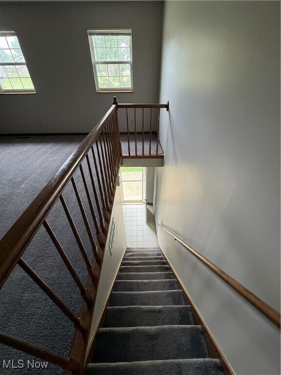 Building Photo - 631 Orchard Hill Rd