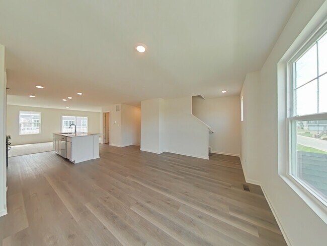 Building Photo - 334 Basin Ct