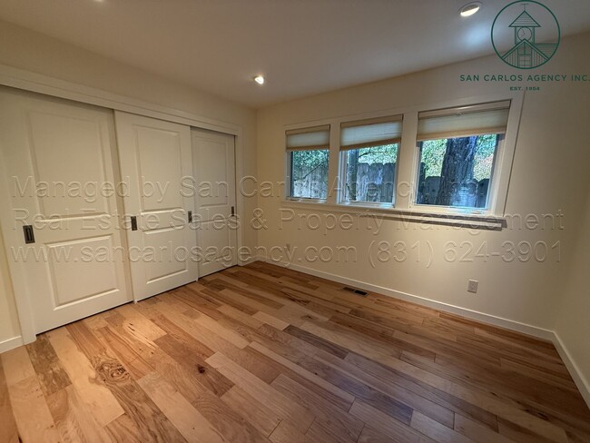 Building Photo - Charming and Refreshed Three Bed Carmel Wo...