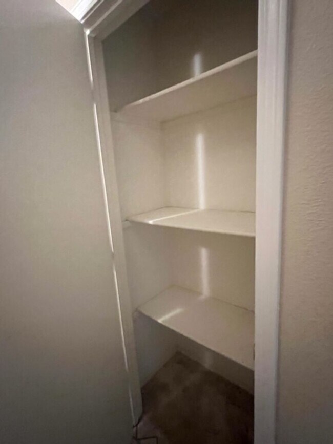 Building Photo - Beautiful home on a large corner lot with RV parking