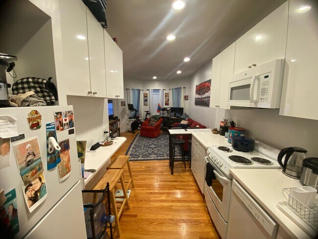 Building Photo - 55 Westland Ave