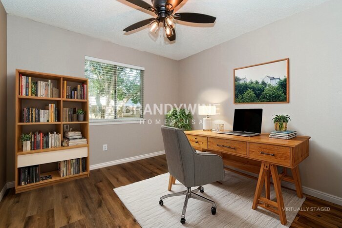 Building Photo - 108 Mapleridge Dr