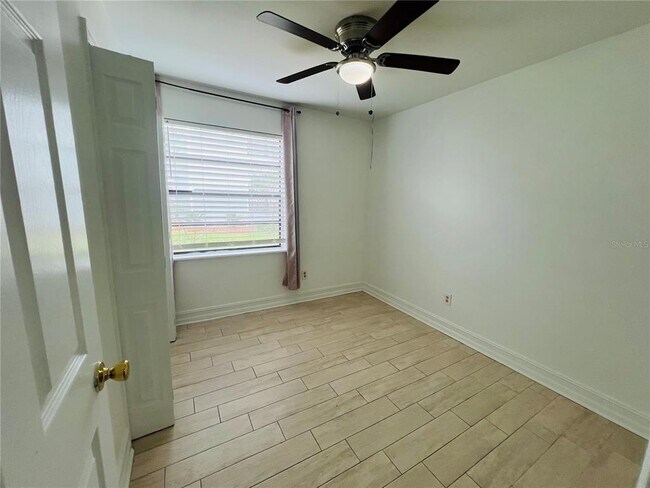 Building Photo - 3941 Atrium Dr
