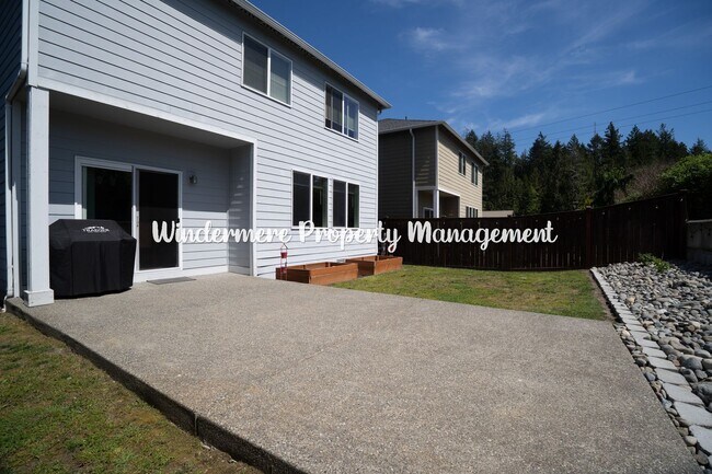 Building Photo - 5064 NW Bear Paw Ct