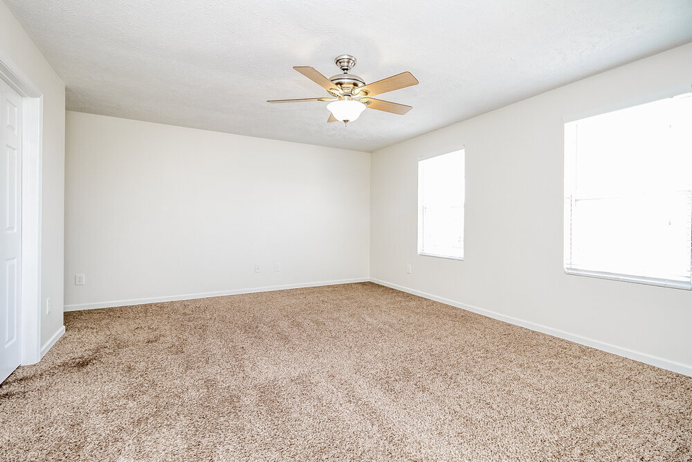 Building Photo - 608 Elderberry Way