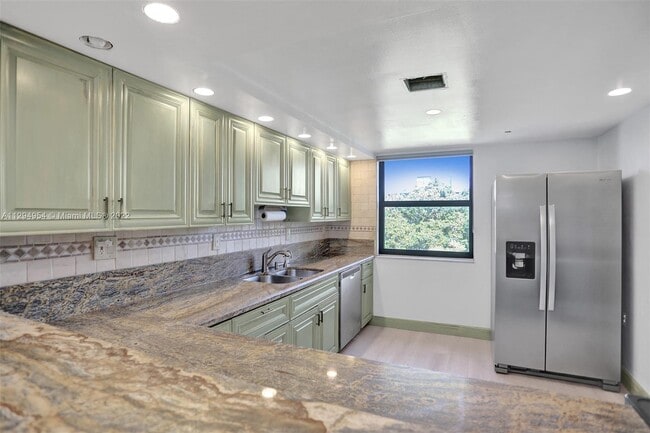 Building Photo - 406 Poinciana Island Dr