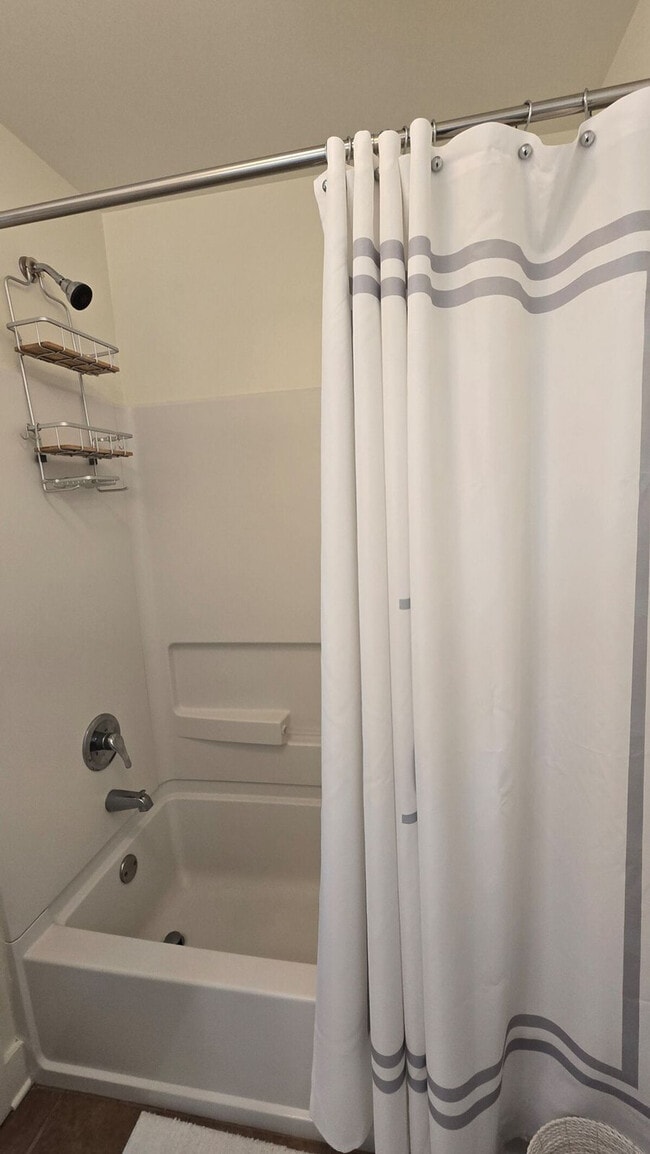 Building Photo - 2207 Government St