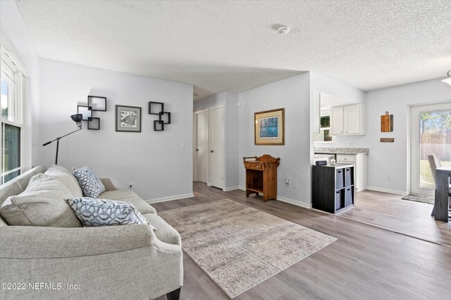 Building Photo - 8440 Frost St N