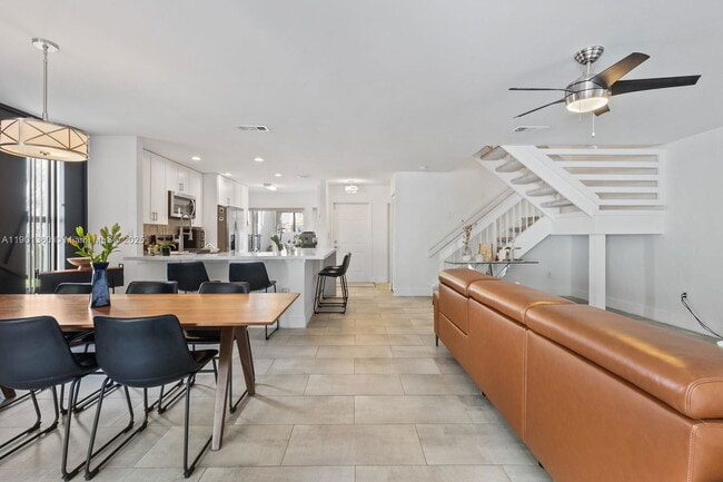 Building Photo - 4448 NW 98th Ave