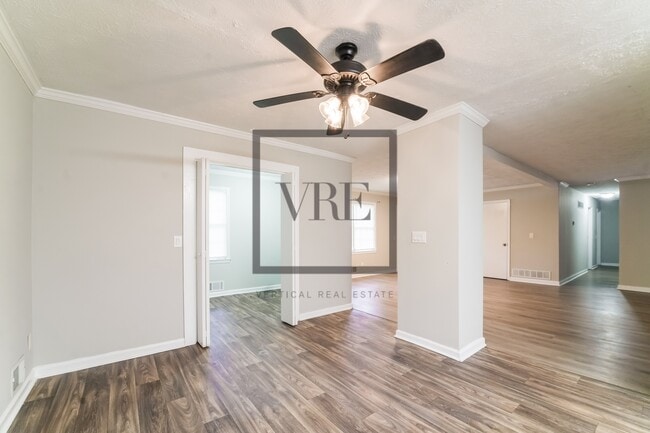 Building Photo - 4681 E Glen Ridge Cir