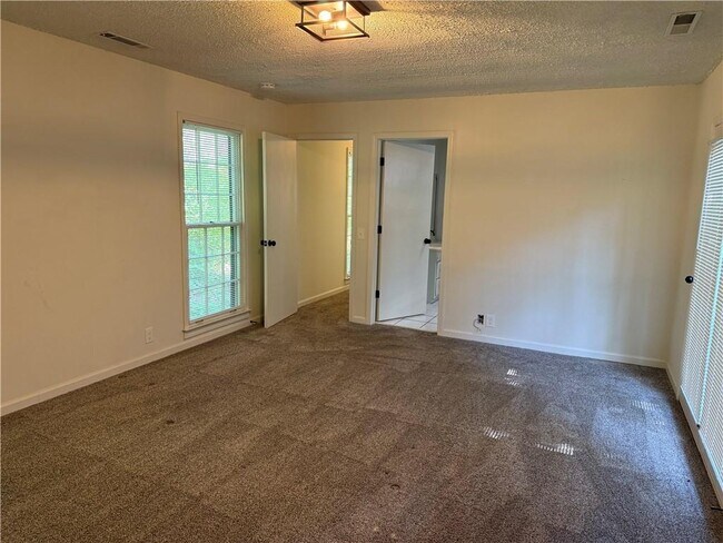 Building Photo - 1253 Tinderbox Ln
