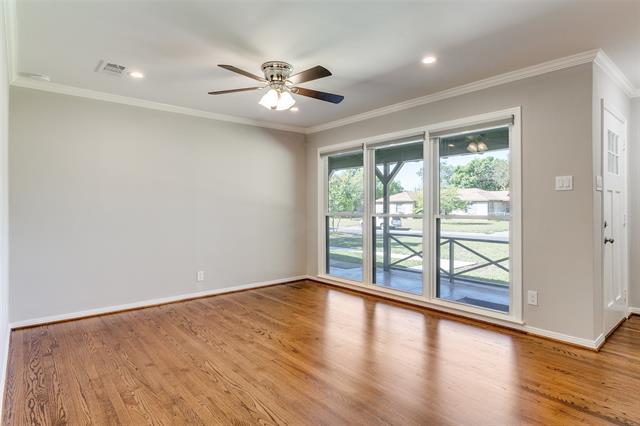 Building Photo - 9250 San Fernando Way